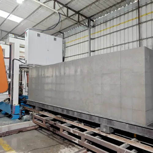 Équipement pour blocs de béton en mousse