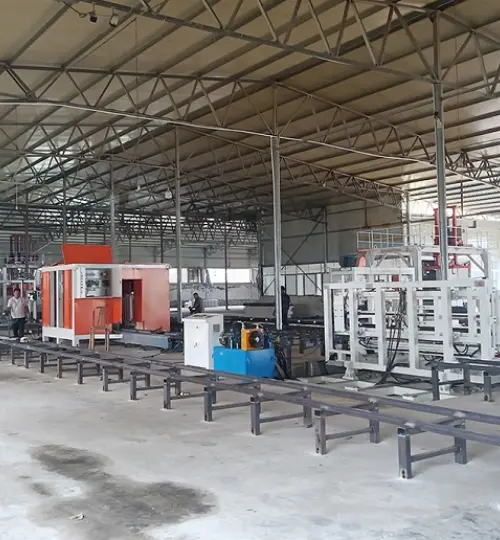 Projet Xinjiang Aksu de production quotidienne de 1 000 mètres cubes de blocs auto-isolés